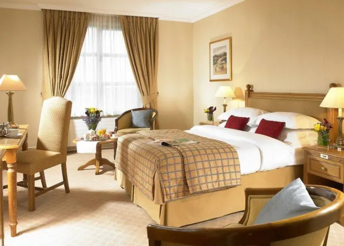 Hotel Castletroy Park 4*