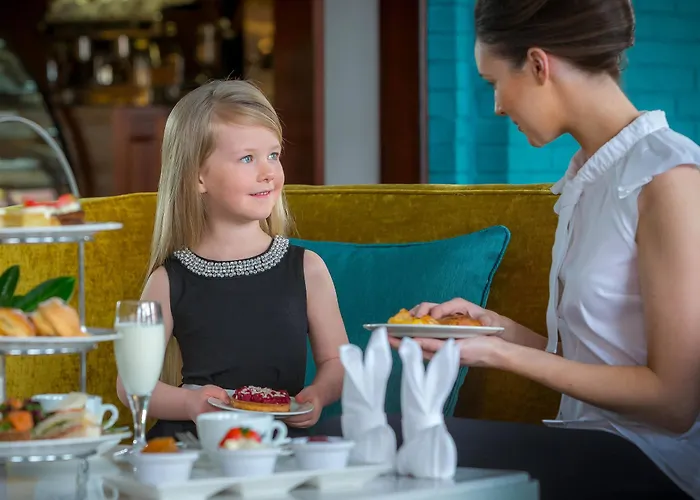 Отель Castletroy Park