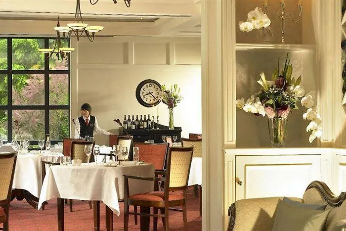 Castletroy Park Отель