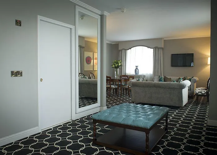 Castletroy Park Отель 4*